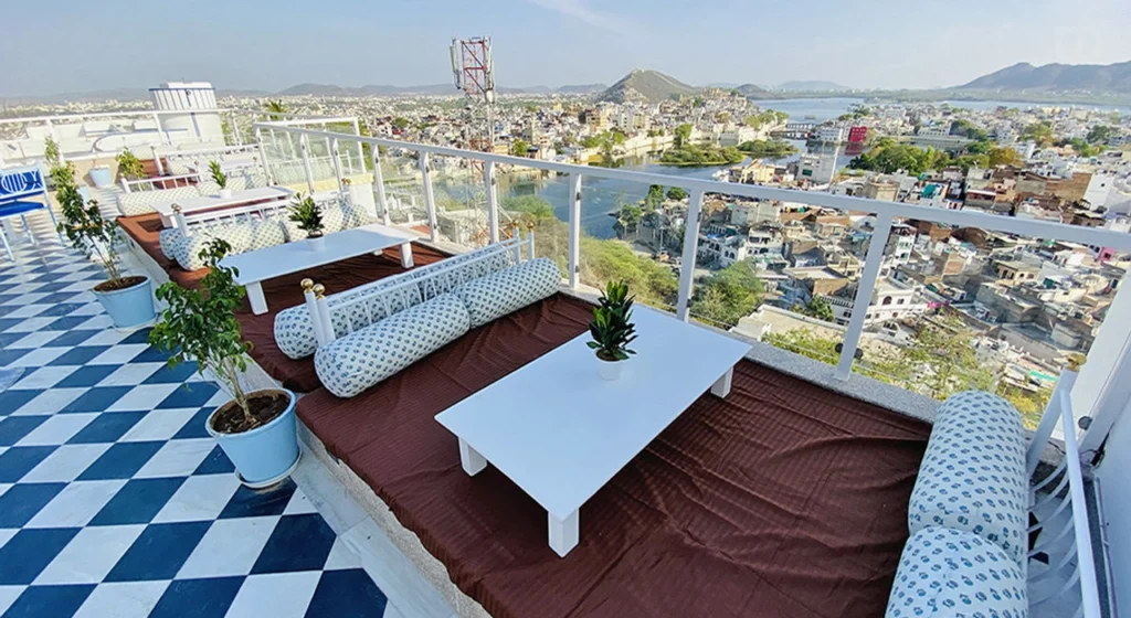 Atari Cafe and Restaurant near fateh sagar Udaipur