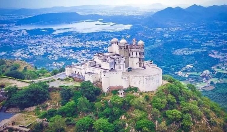 Sajjangarh Fort - Monsoon palace