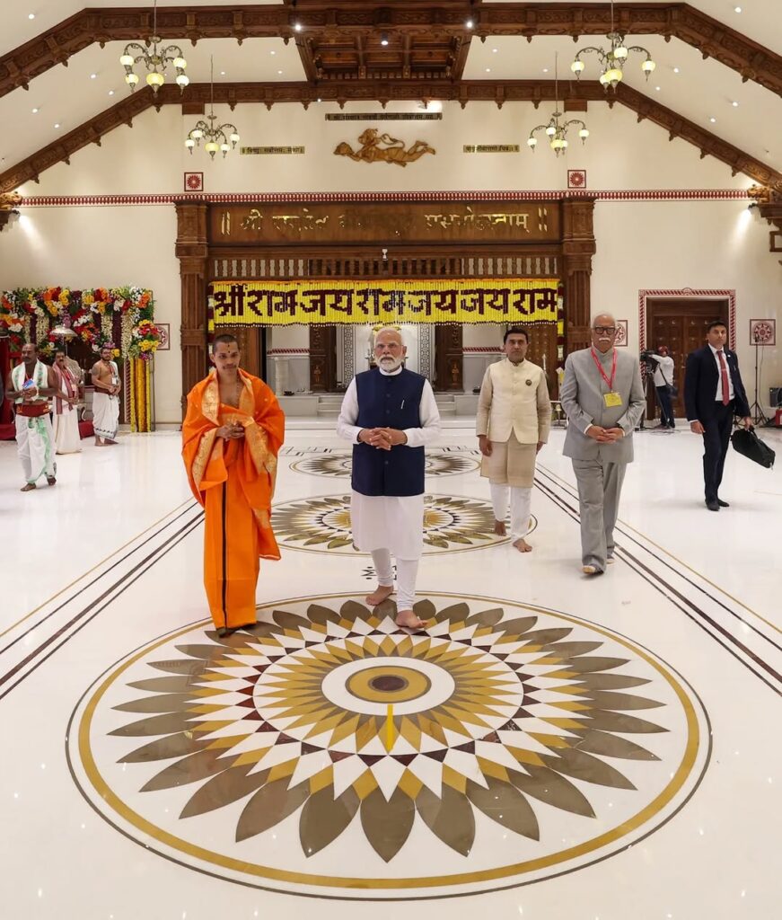 77 feet tall statue of Lord Shri Ram